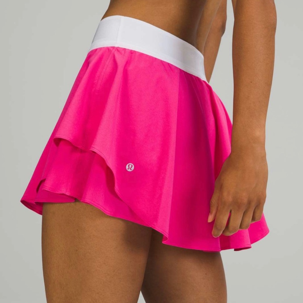 Lululemon sonic pink court rival